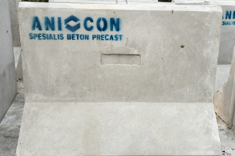 barrier precast